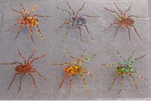 6 Bügelpailletten Spinnen Hologramm gold